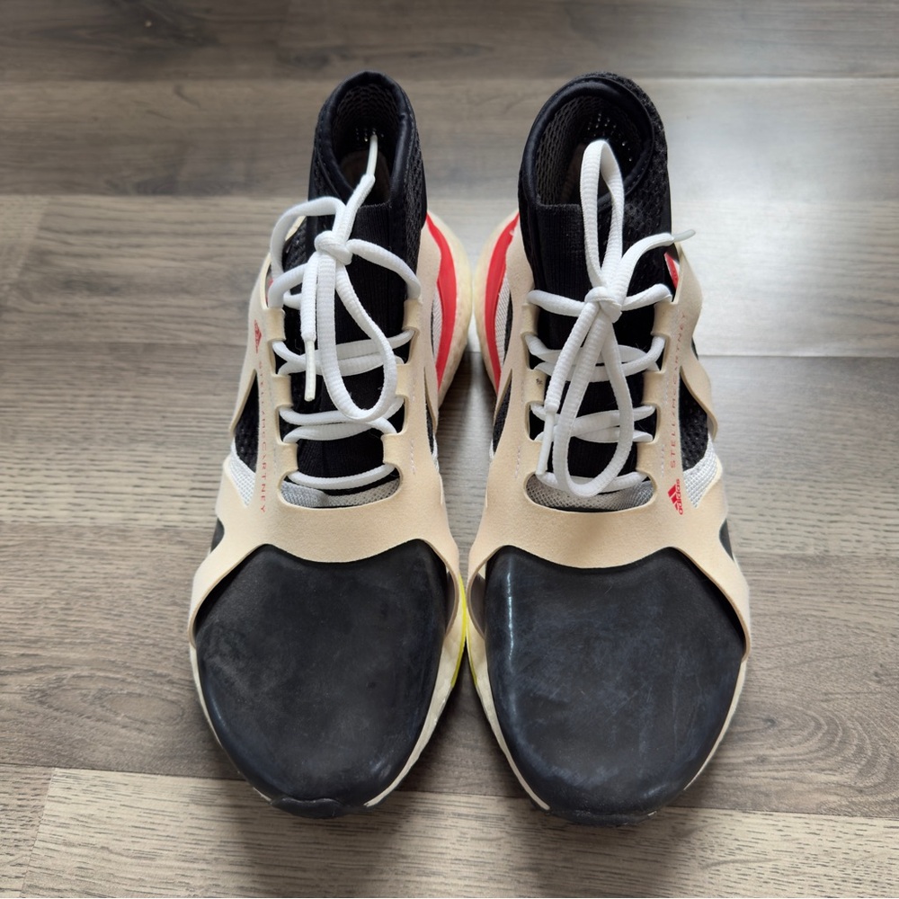 Adidas x Stella McCartney Black, Cream & Red Ultraboost 21 - Picture 2 of 6